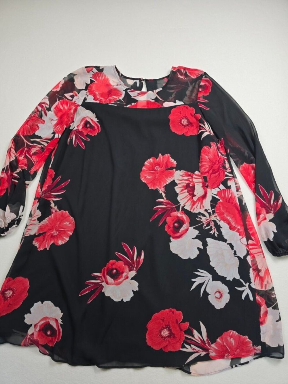 Eva Mendes New York & Company Medium Floral Black & Red Long Sleeve Dress